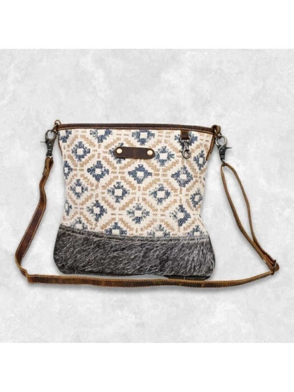 Myra Bag Everlasting Shoulder Bag Leather Boho Chic Cotton Rug Beige/Cream W OS